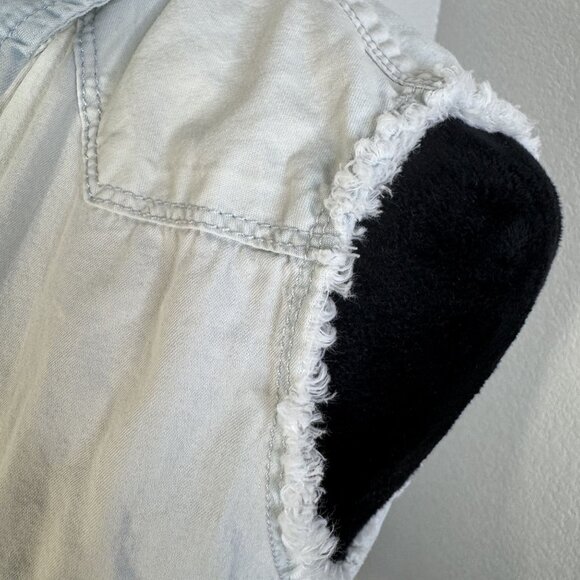 Converse All Star Sleeveless Button-Up Denim Shirt With Frayed Edges Faded Blue - Picture 6 of 8